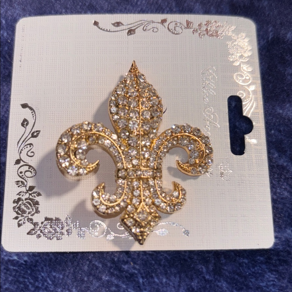 Gold Fleur-de-Lis Brooch